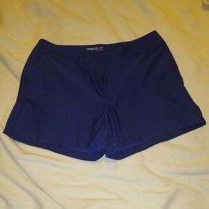 Nike golf shorts